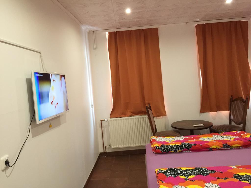 Pension Santorini Любек Экстерьер фото